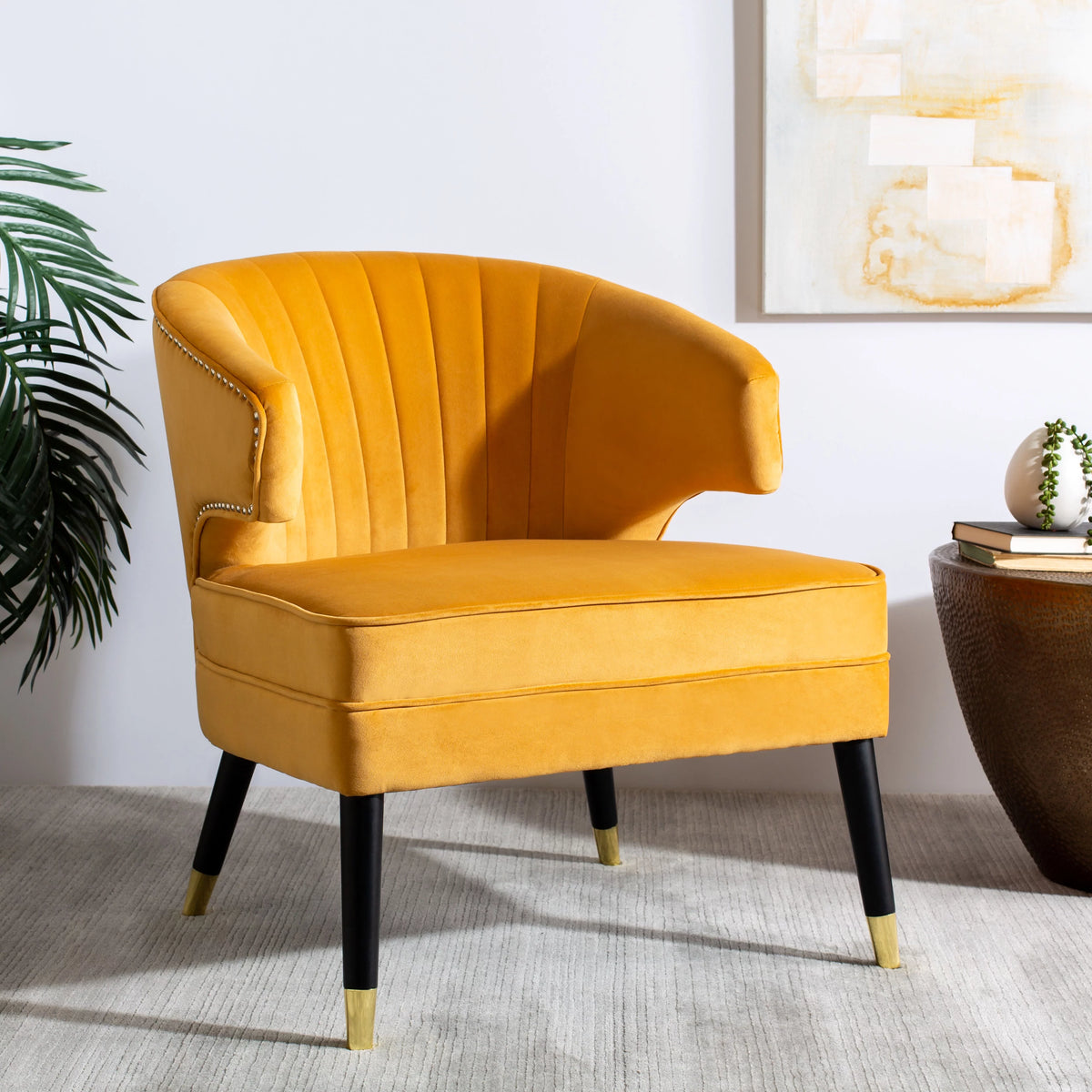 Mid-Century Retro Wingback Accent Chair N770
