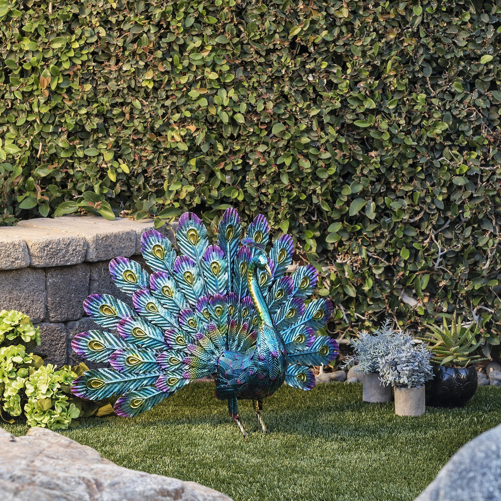 22" Peacock Garden Statue D764