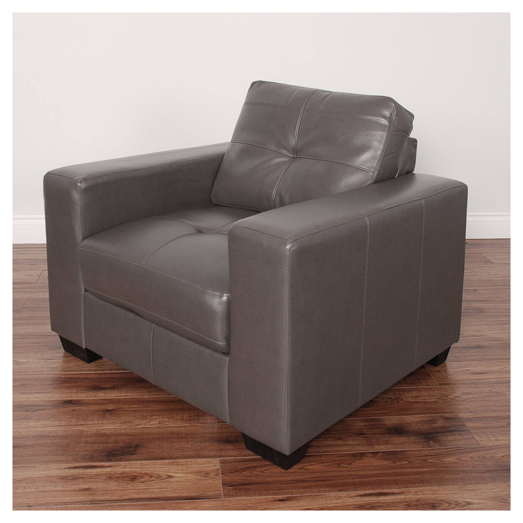 Tufted Bonded Leather Club Chair P137