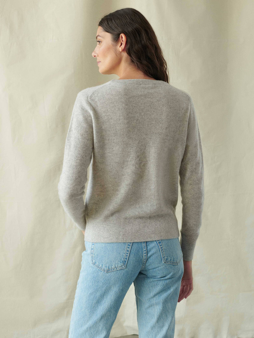 Misty Grey Heather Cashmere Crewneck Q217