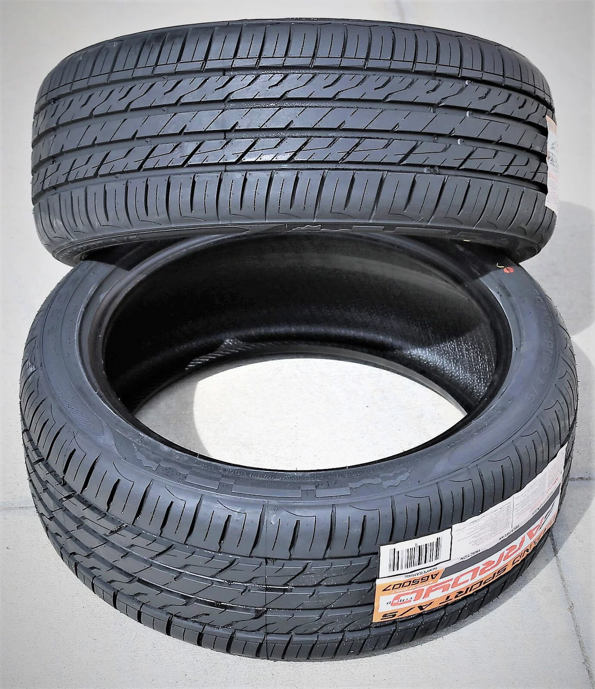 235/40R19 96 W All-Season N452