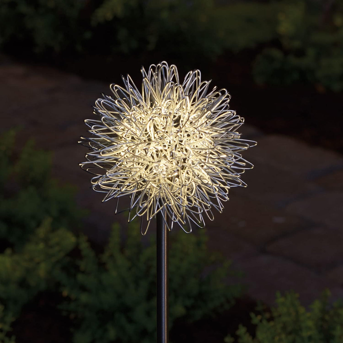 Set of 2 LED Solar Garden Stakes Z61326