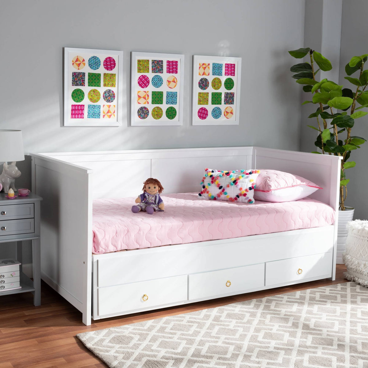 White Finished Wood Expandable Twin Size to King Size Daybed with Storage Drawers T458