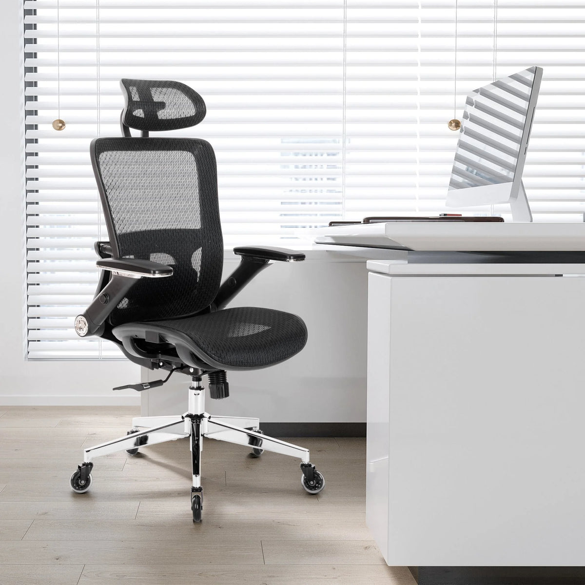 Adjustable High-Back Mesh Office Chair U870084