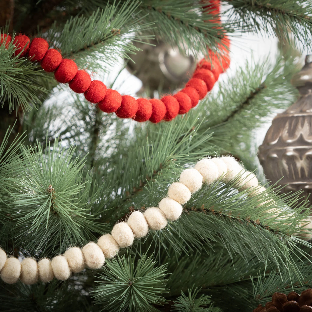 Natural Wool Ball Garland 70"H Q1250