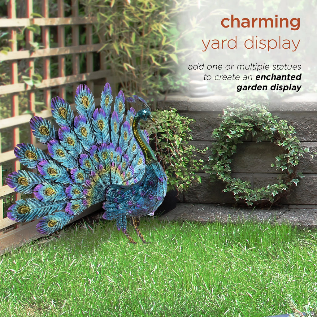 22" Peacock Garden Statue D764